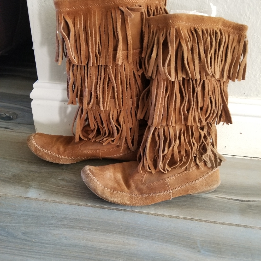 12" Tall Cool Fringe Moccasins by LC Lairen Conrad Sz 8.5 - Picture 2 of 7